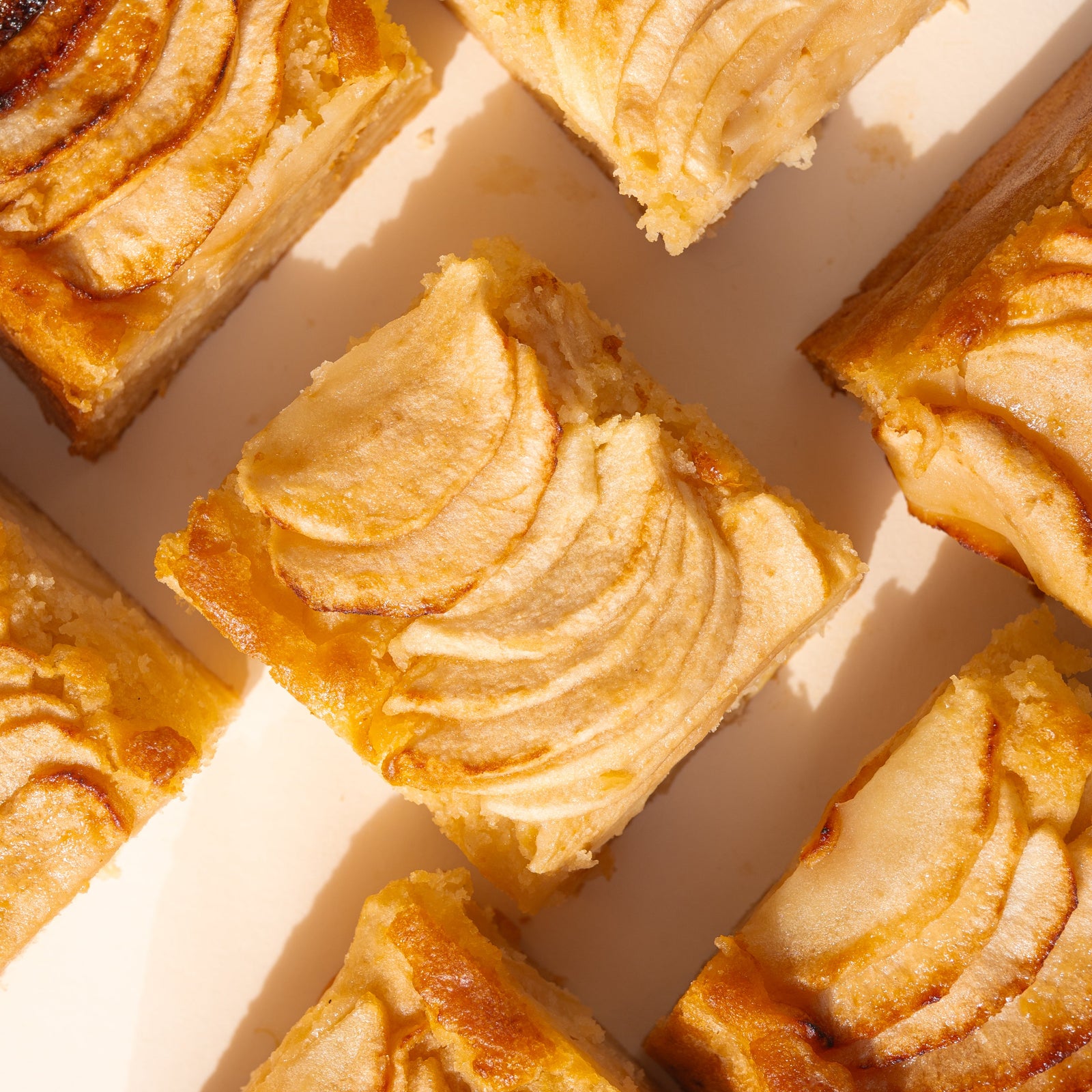 Prajitura cu mere - Dolce Mela din Nonna - precomanda cu min 24 h in avans